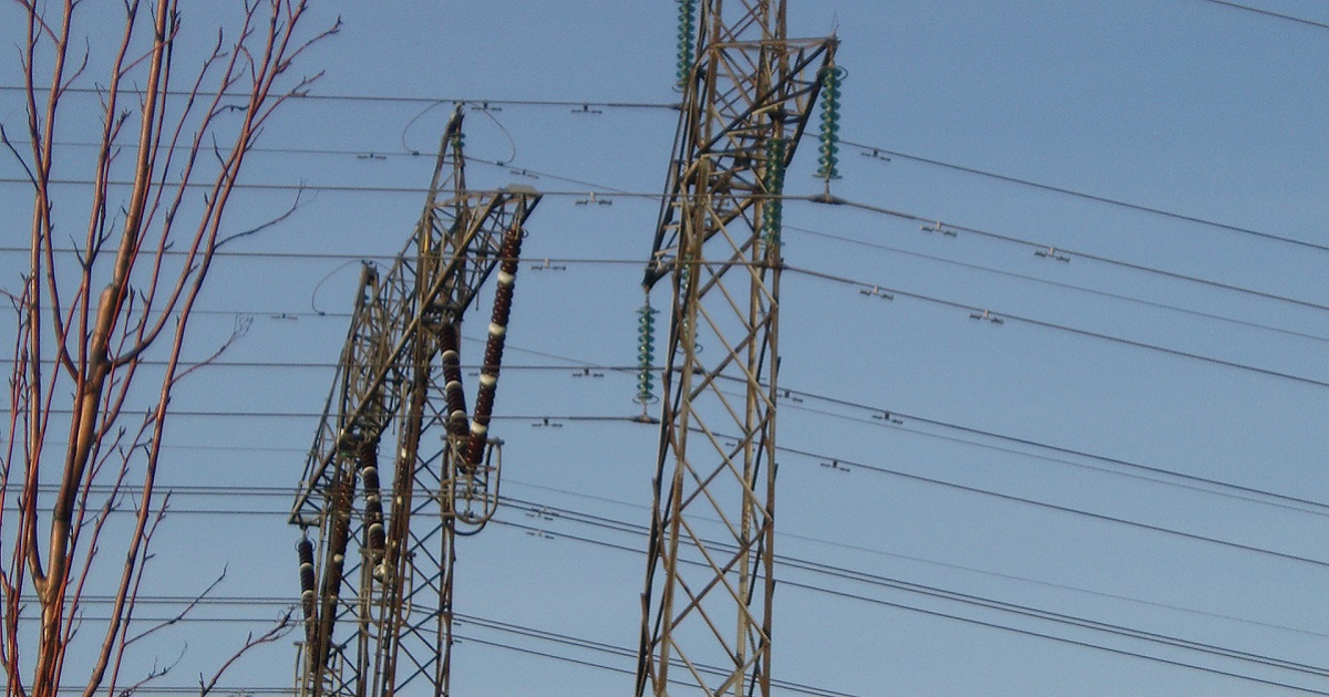 Elledningar och himmel