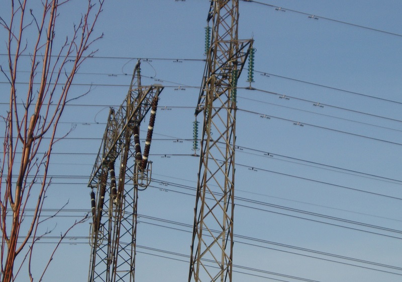 Elledningar och himmel