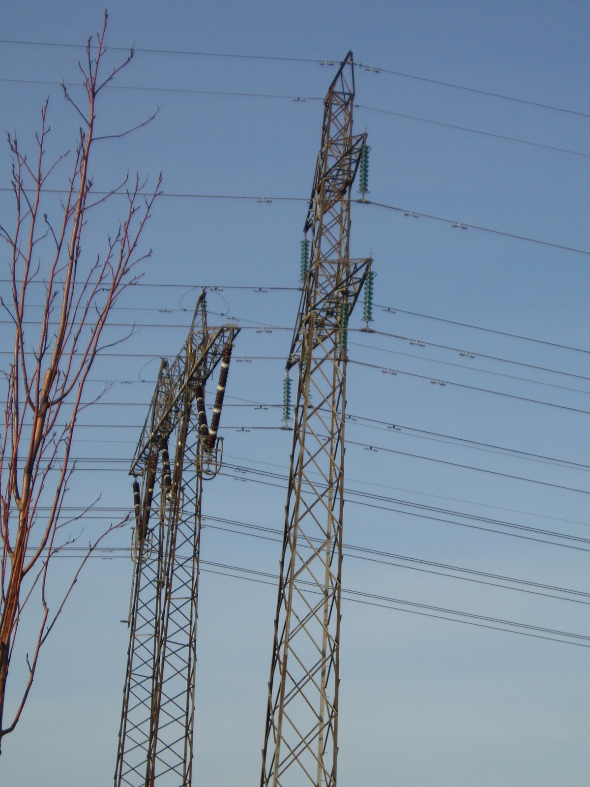 Elledningar och himmel