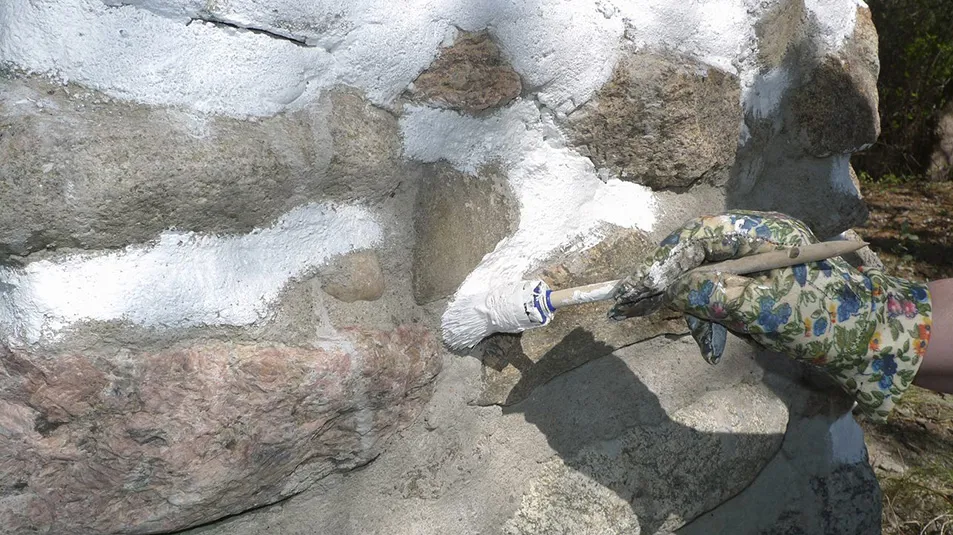 Mura grill - måla Målning av murad grill.