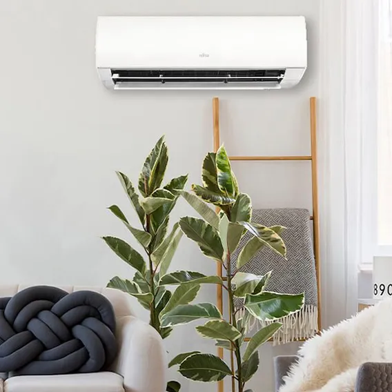 Vardagsrum med luftvärmepump